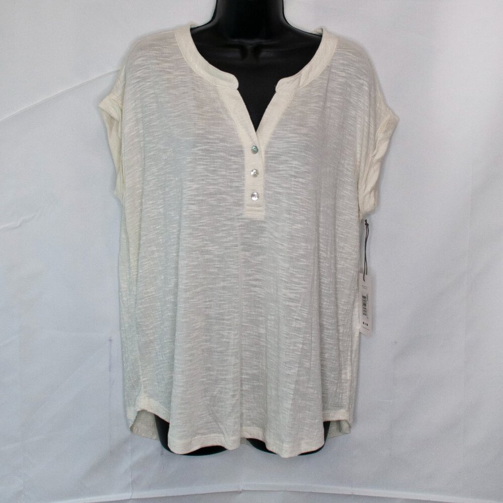NEW Three Dots Textured Henley Tee Womens Medium M Cream Top T Shirt Casual G12